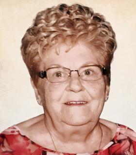 Bernadette (LACASSE) LÉVESQUE 