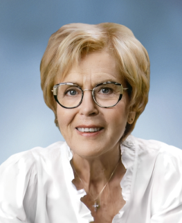 Monique Choquette (née Hébert)